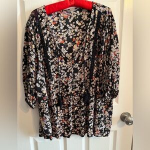 Lovesick by Torrid Boho Peasant Floral Tassel Blouse